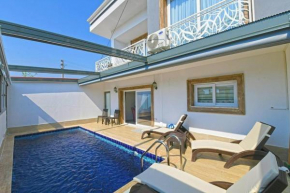 Villa Stella-Jakuzili Saunalı Kapalı Havuzlu Villa